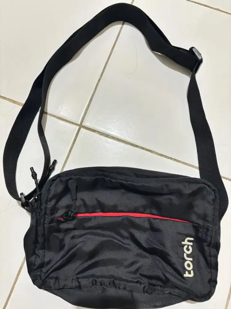 Tas slempang Torch 3 liter