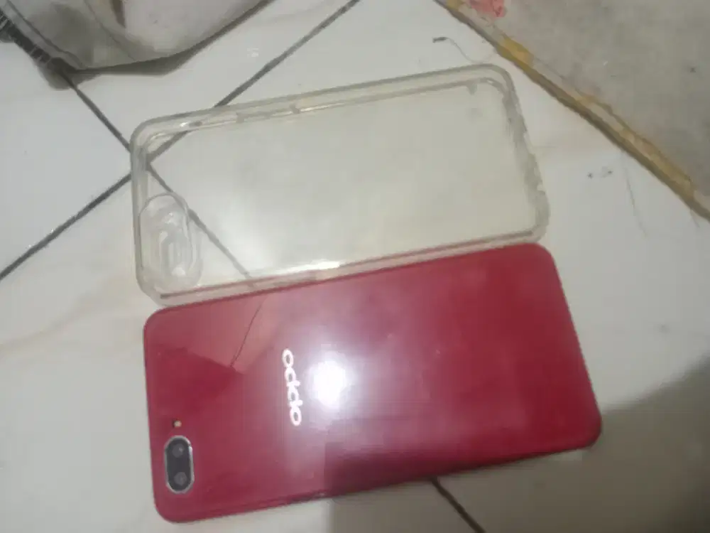 Oppo a3s ram 2 /16 normal