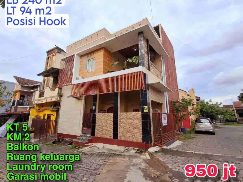 RUMAH 3 LANTAI POSISI HOOK —CUMA 950 JT!