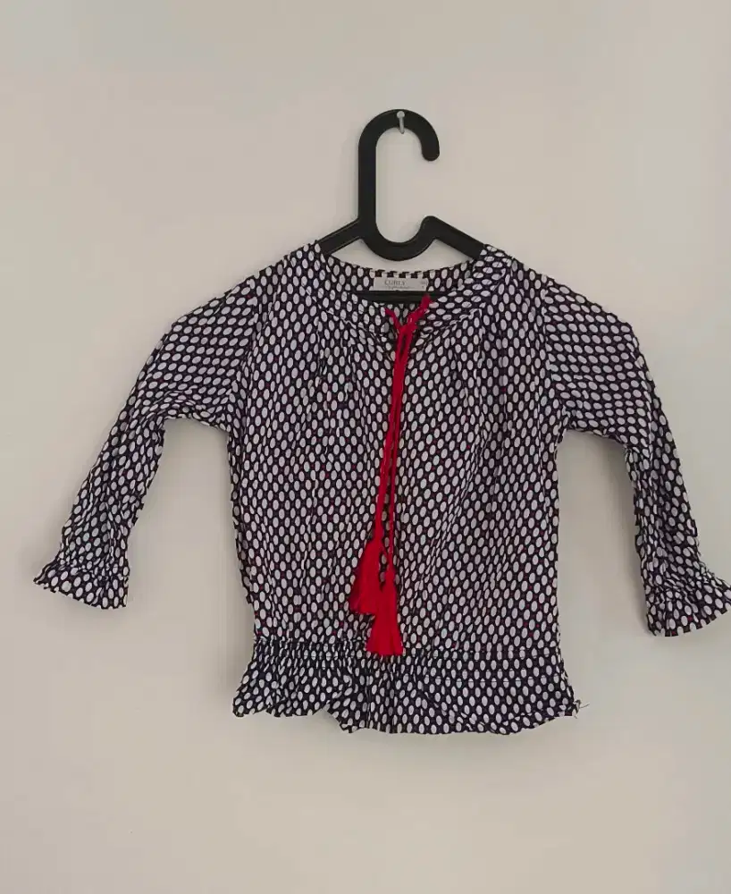 Baju atasan anak Curly preloved