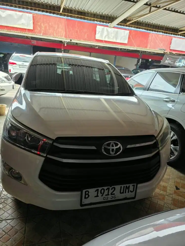 toyota Innova G diesel AT