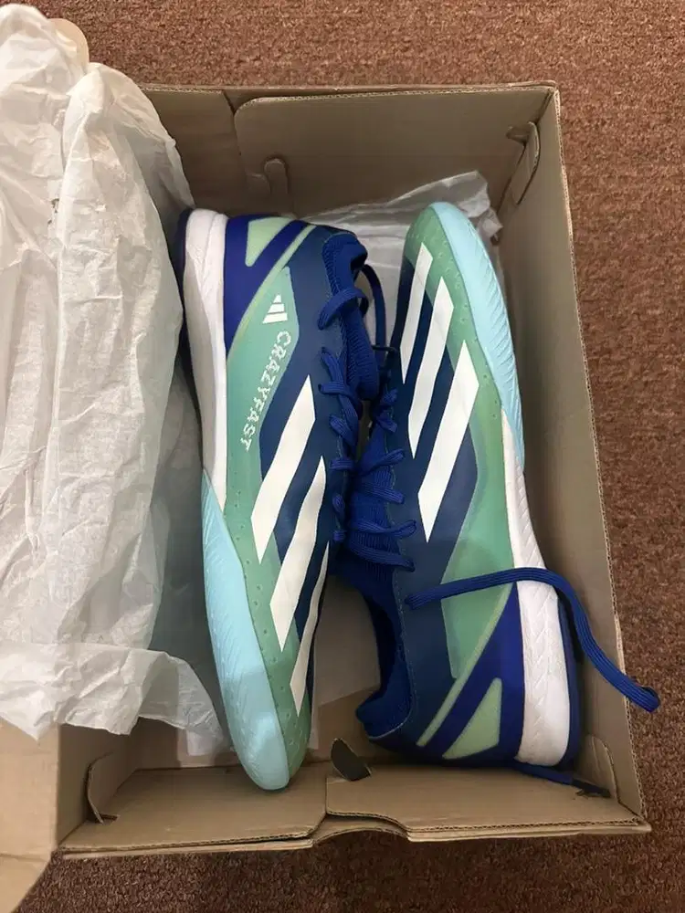 Sepatu futsal adidas crazy fast