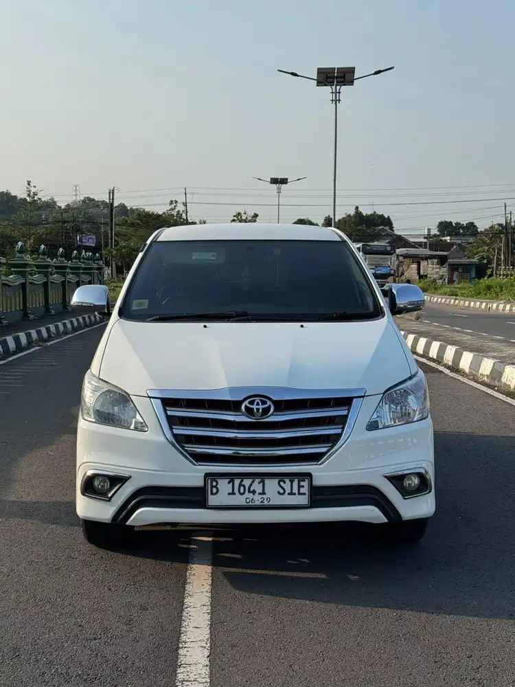 (DP 60JUTA) KIJANG INNOVA 2.5 G 2014 AT MATIC DIESEL