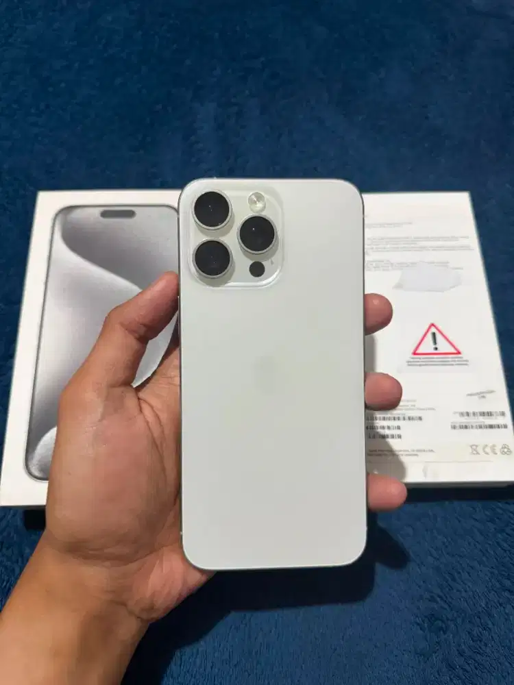 IPHONE 15 PM 1TB IBOX WHITE TITANIUM BH 84%