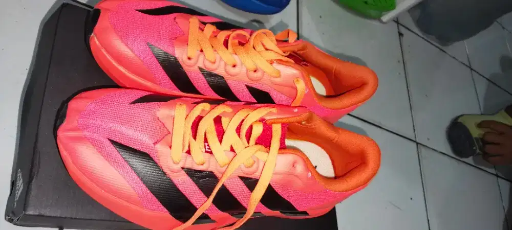 Sepatu Adizero anak