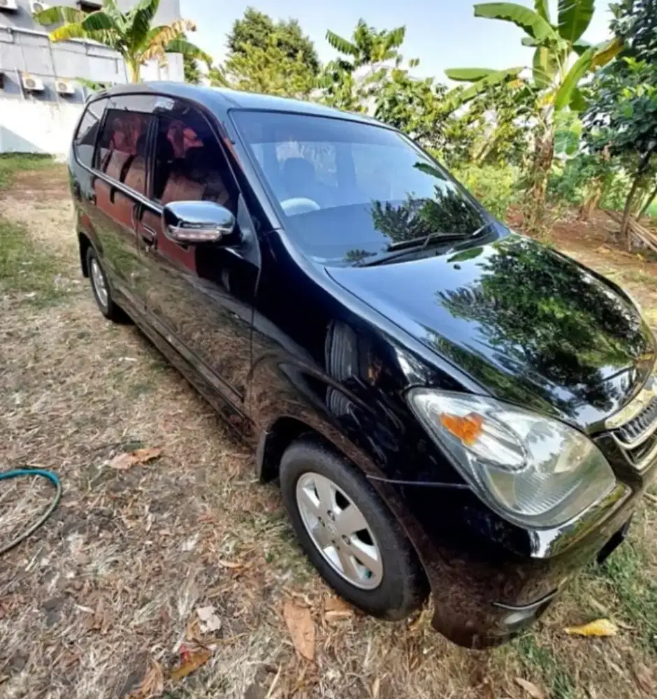 Toyota Avanza tipe G