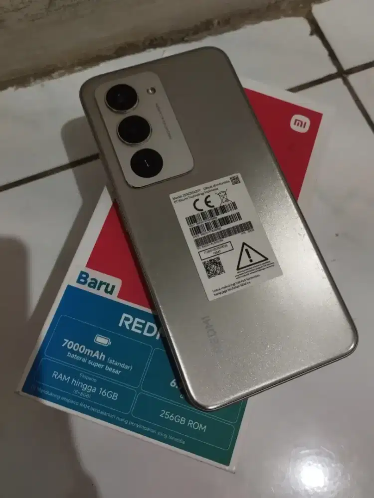 Redmi 15 8/256 fullset batre 7000 mah