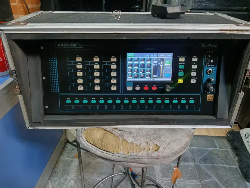 Mixer allen heath Qu Pac