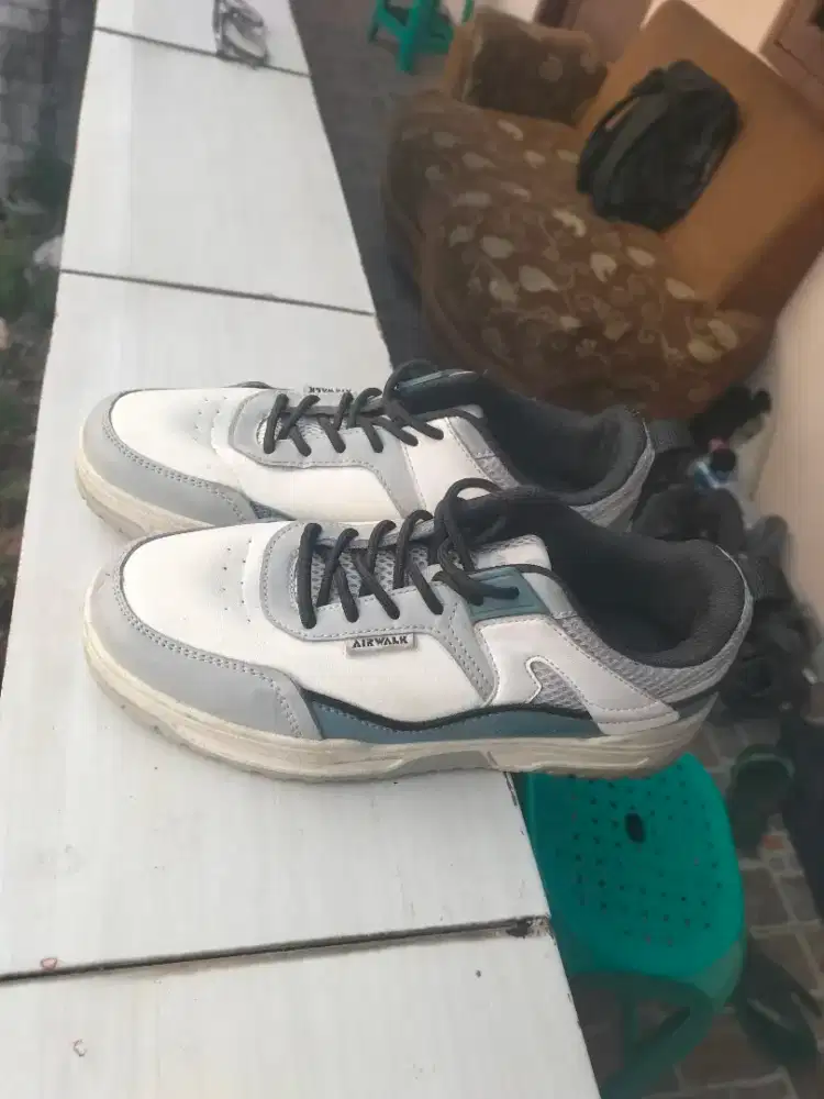 Sepatu airwalk Second original ,putih abu biru
