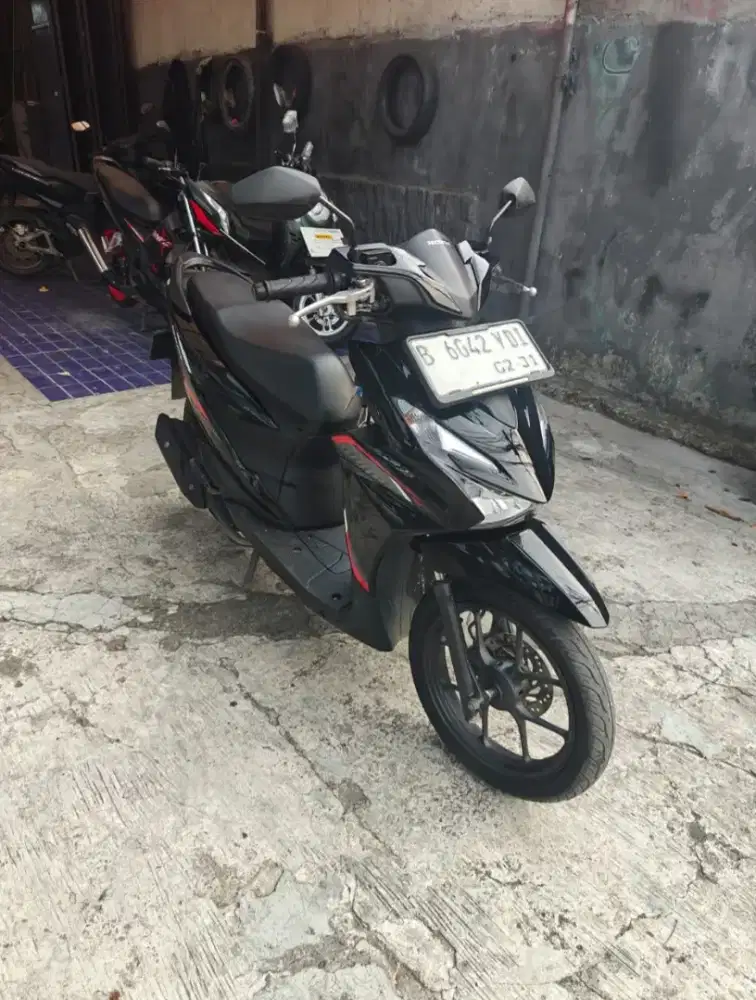 Beat cbs 2026 km 10 rb dp 1jt ydi dea