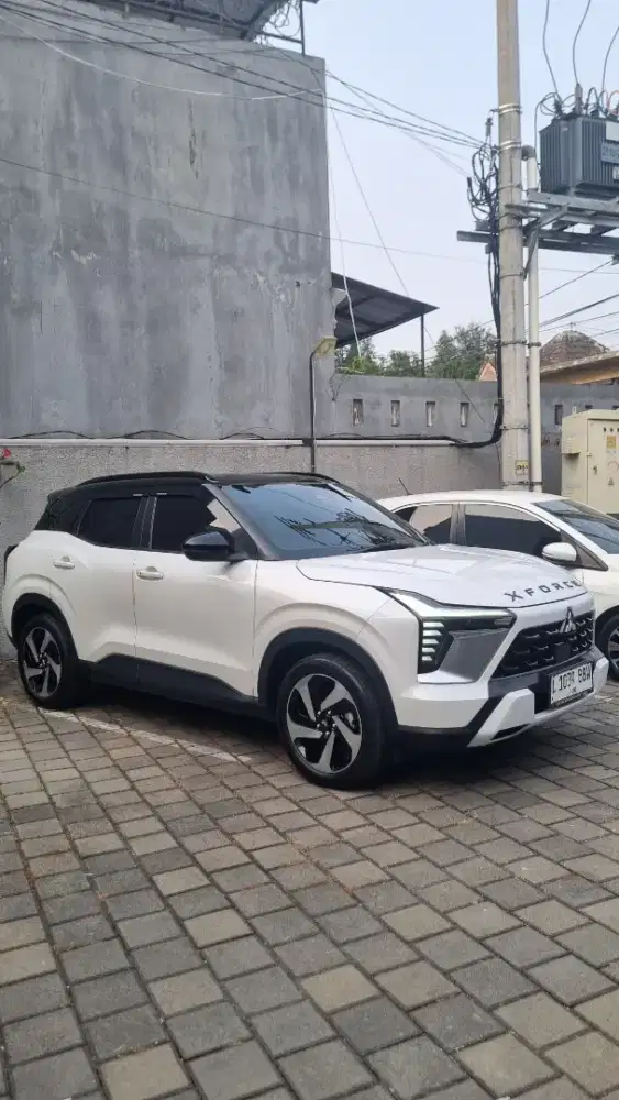 Mitsubishi XForce Ultimate DS 2025 | Two tone White Black | KM 11.900