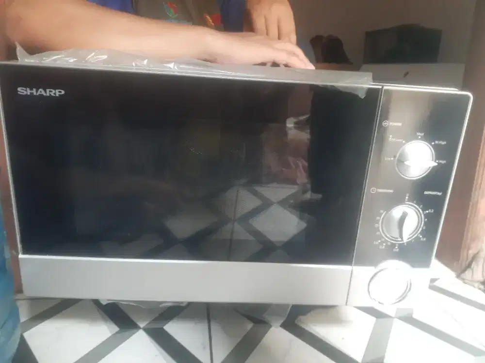 Microwebe oven merek sharp