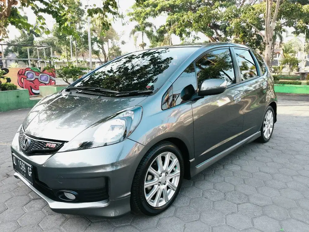 Dijual Jazz RS MMC Seri Tertinggi Istimewa Low KM