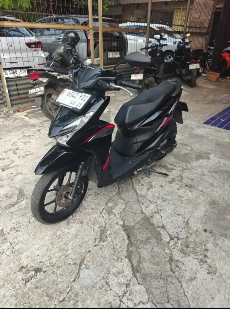 Beat cbs 2026 km 10 rb dp 1jt ydi dea