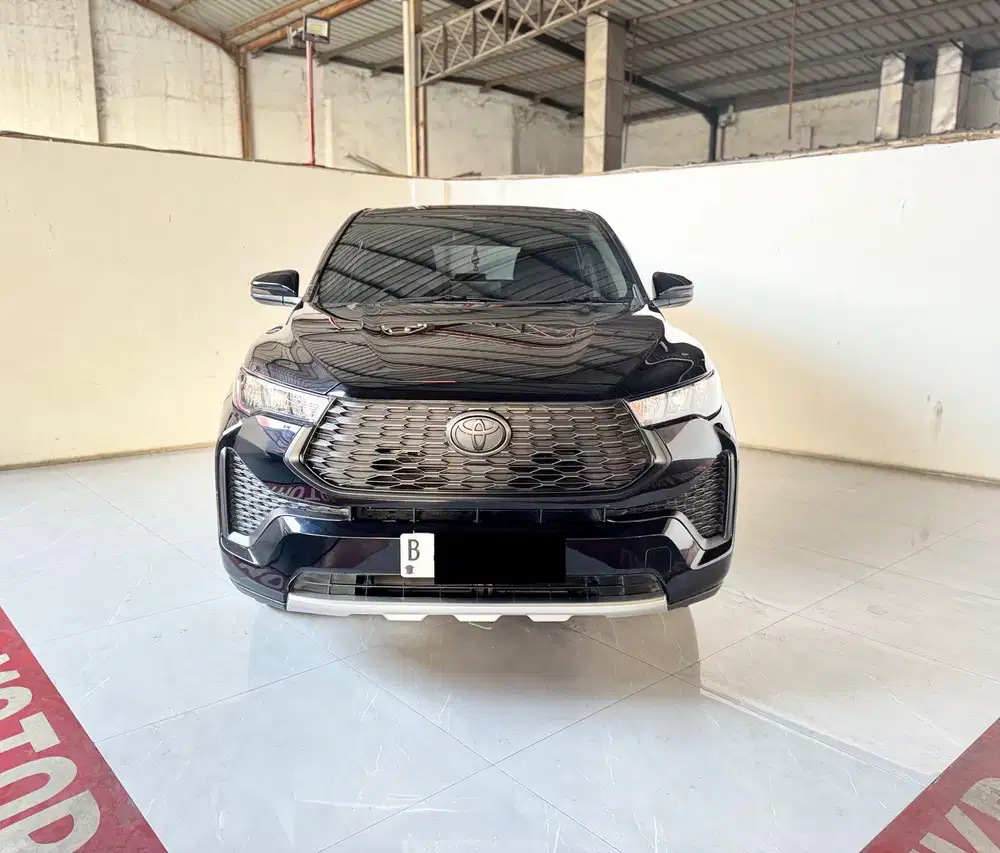 Toyota Innova Zenix G 2.0 At km 24 rb