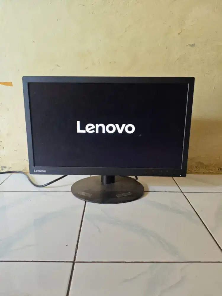 LED Lenovo Monitor Komputer PC 20 inch