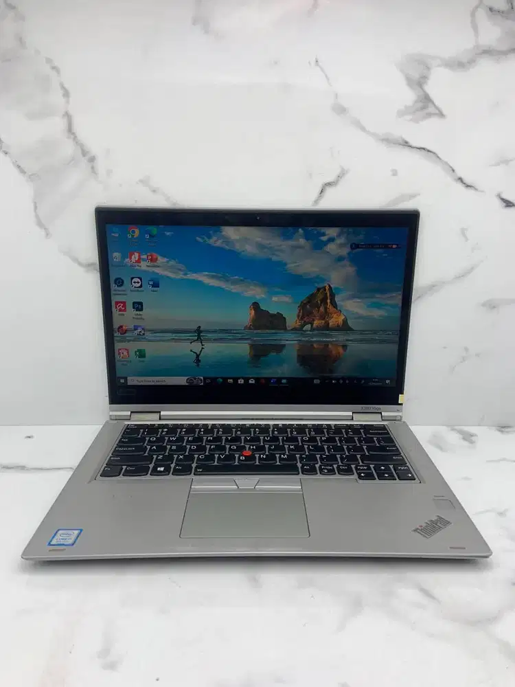 ThinkPad Yoga Premium, Lenovo ThinkPad X380 Yoga.