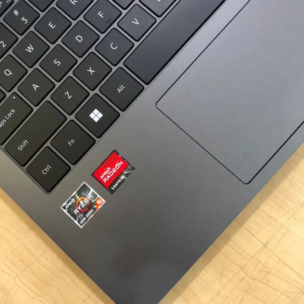 Axioo MyBook Hype 5 X3 AMD Ryzen 5 3500U 8GB Pakaian 6bln fulset
