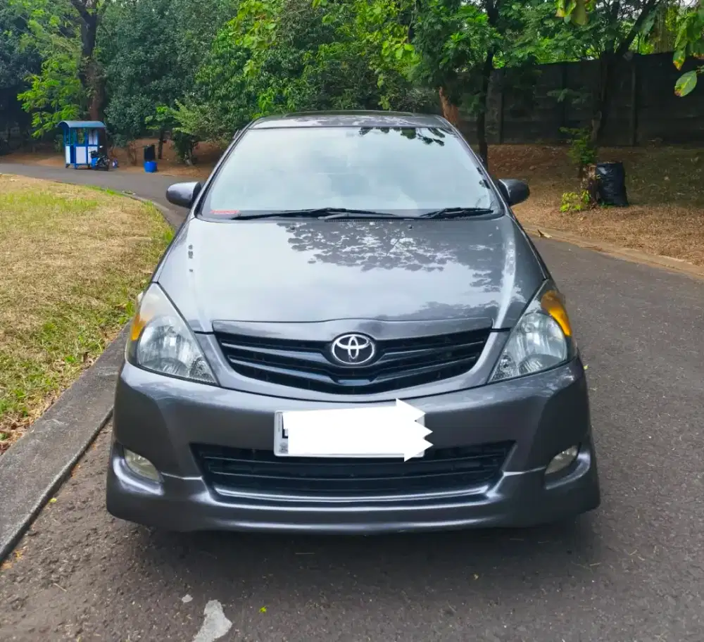 Dijual Innova G matic 2011