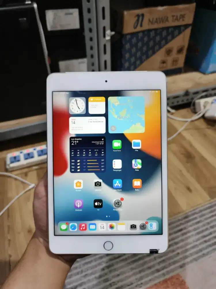 Second Ipad Mini 4 Wifi Celuller Storage 128GB