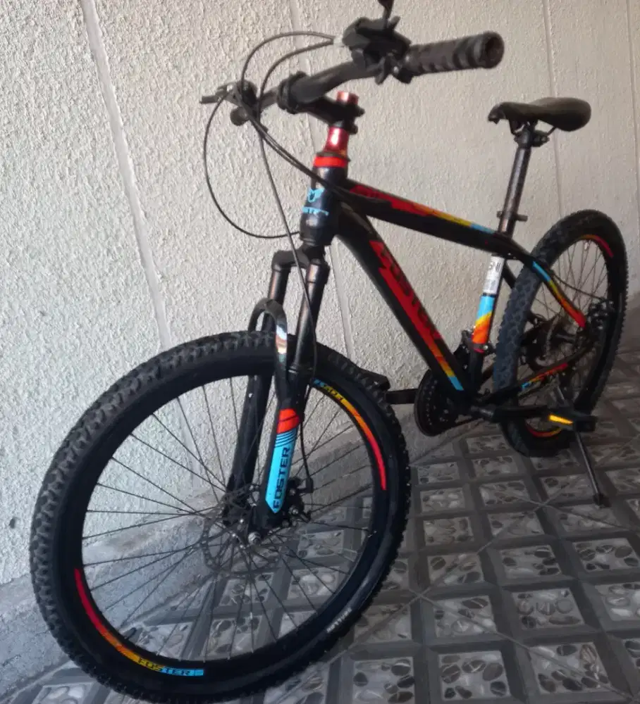 Sepeda gunung FOSTER