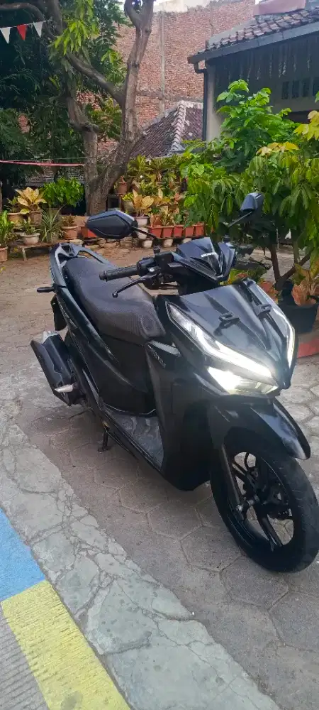 Honda Vario ISS abs 150cc 2019 mulus normal lengkap