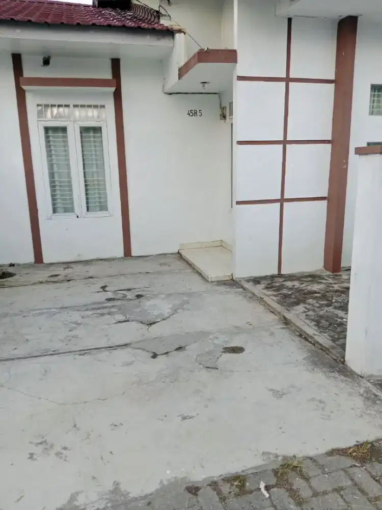 Rumah Kontrakan khusus keluarga Muslim