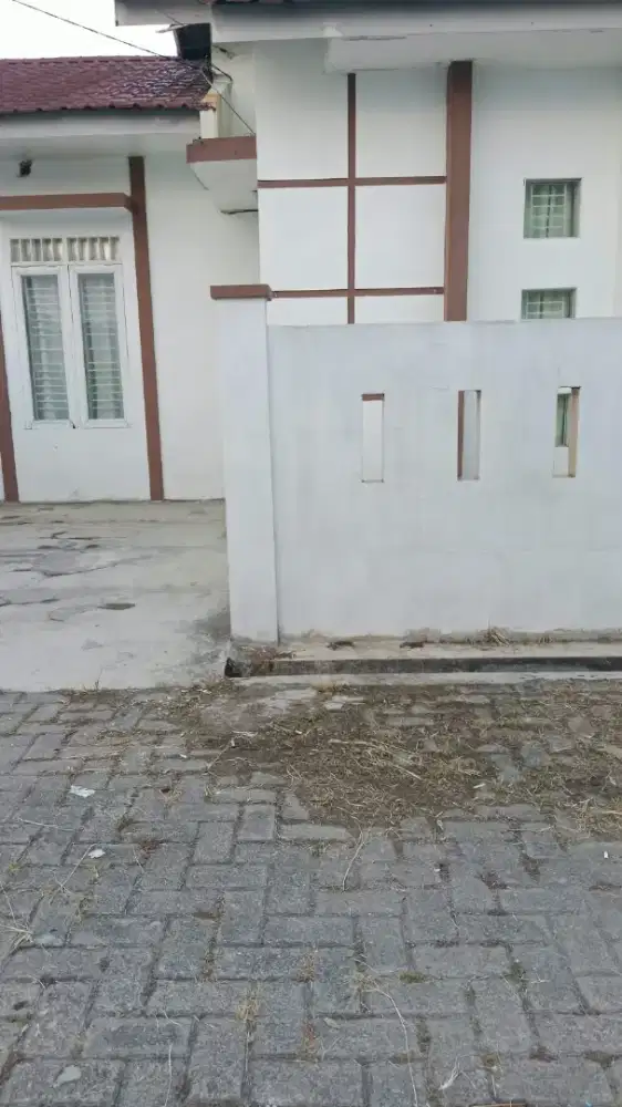 Rumah Kontrakan khusus keluarga Muslim