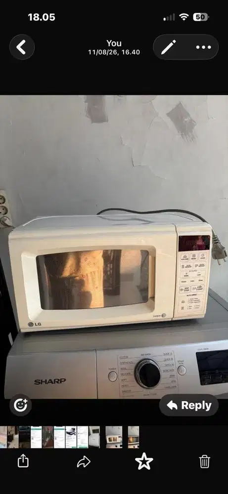 Microwave LG putih