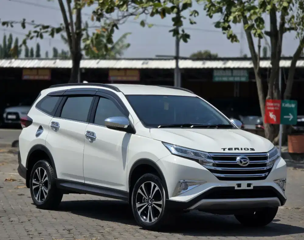 KM 2RB TERIOS R MANUAL 2022