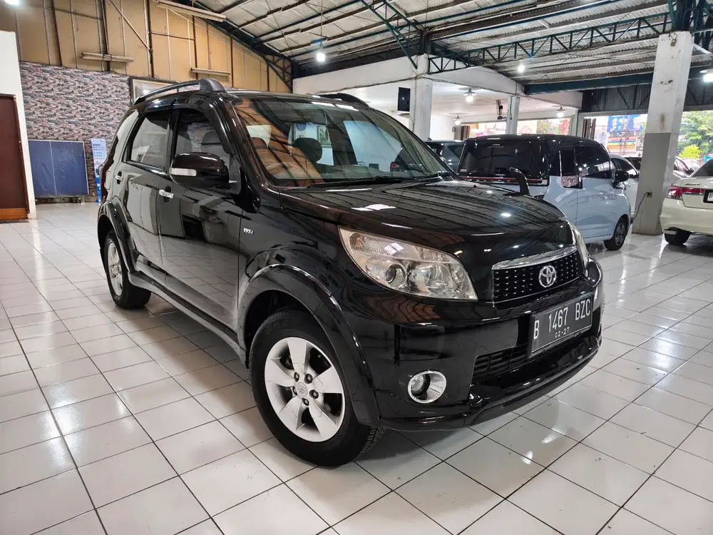 Toyota Rush G 1.5 AT 2012 Hitam Mulus Terawat Siap Pakai