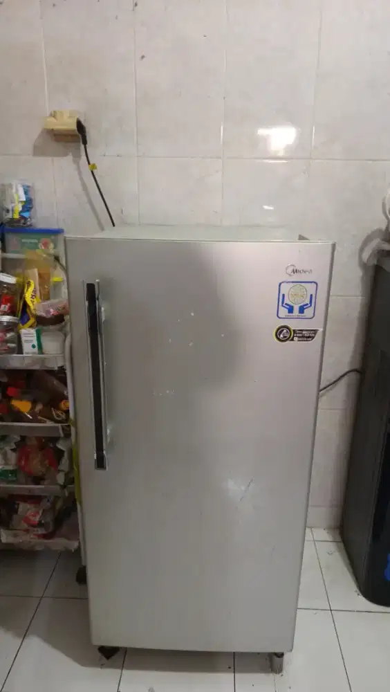 Jual murah kulkas second MIDEA