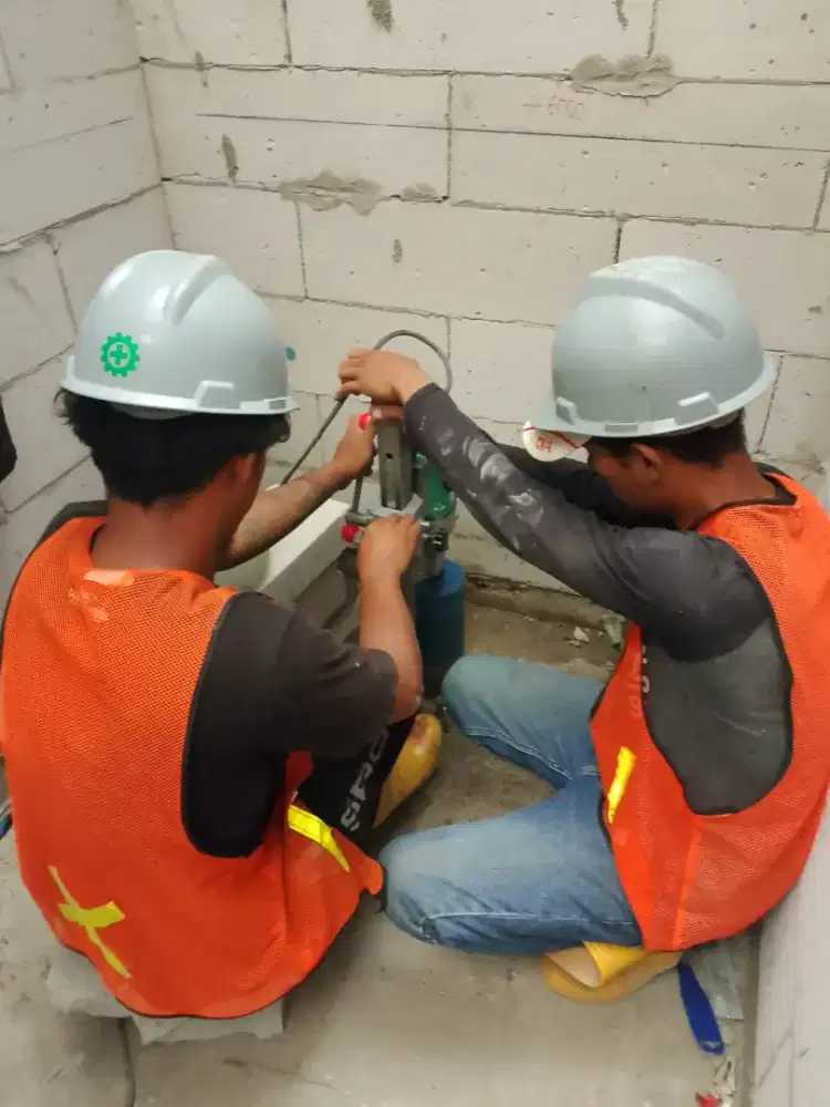 Administrasi proyek