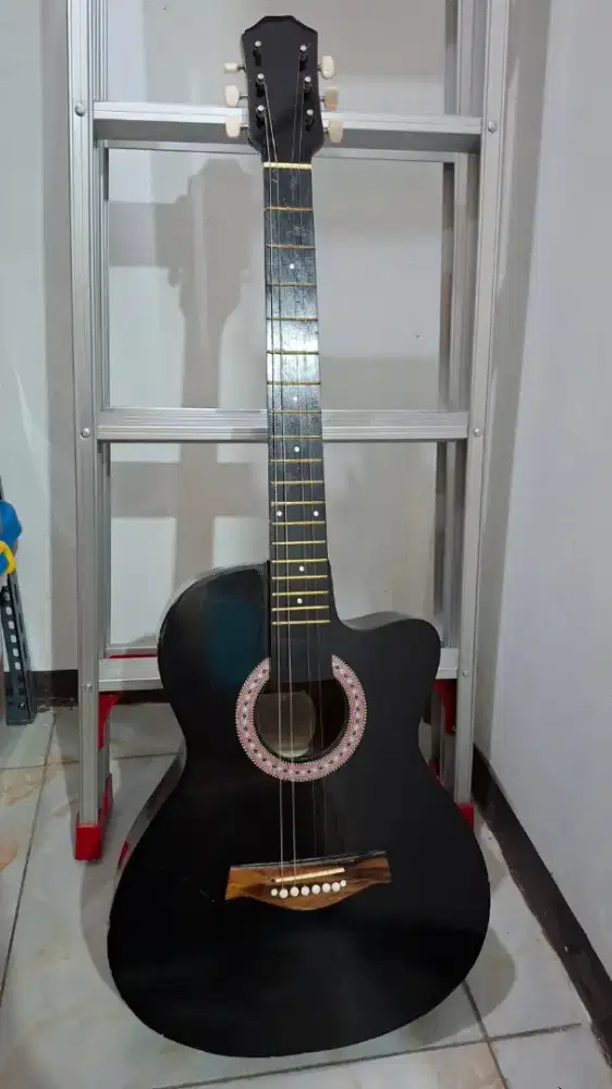 Gitar yamaha seri01