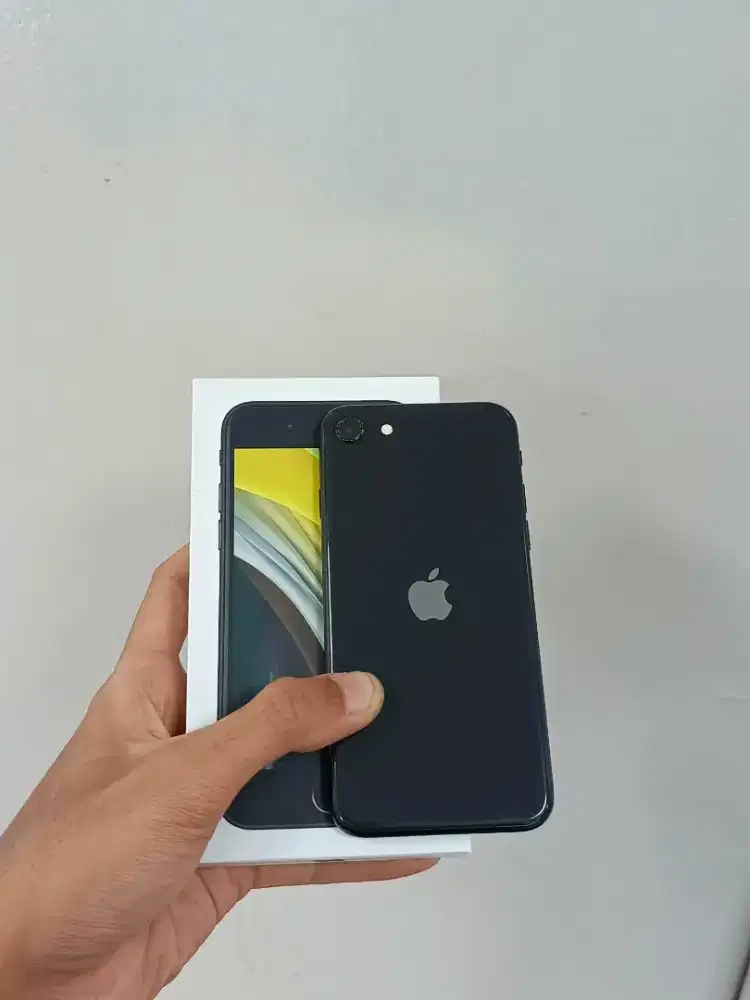 iPhone SE Gen 2 64Gb Beacukai