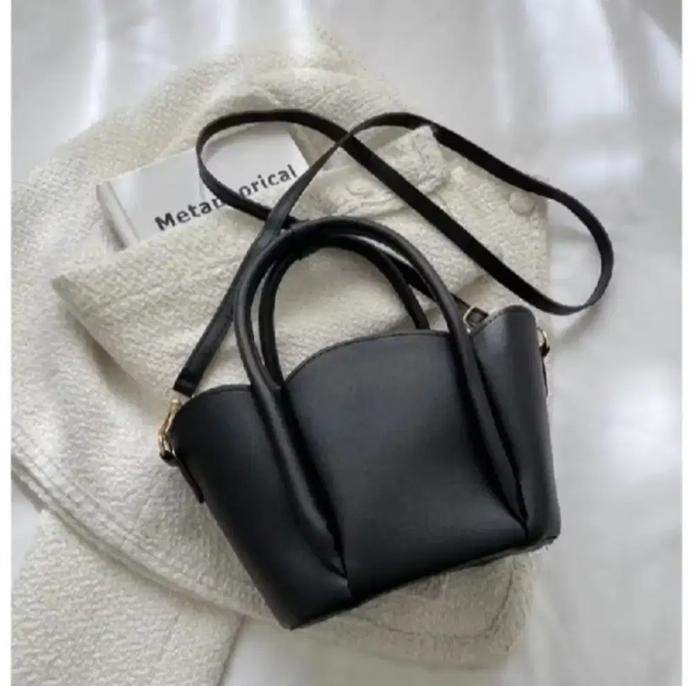 Tas dengan desain yang unik