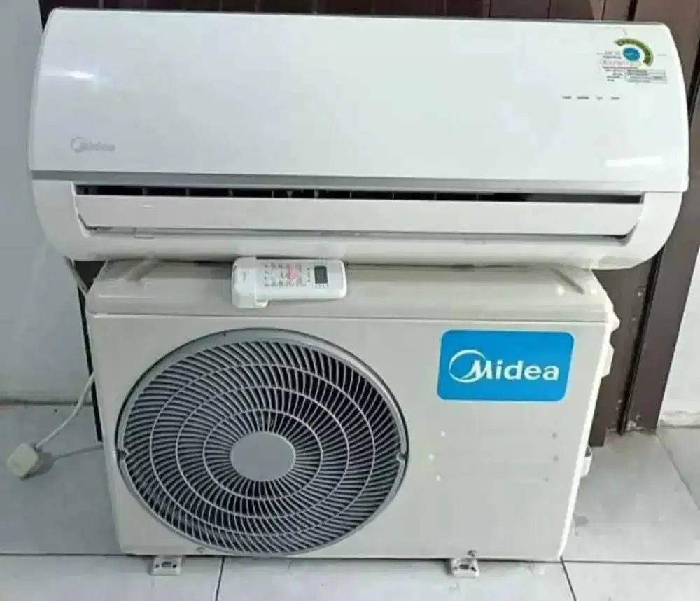 AC midea 05pk like new low watt