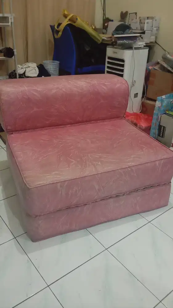 Sofa ranjang lipat