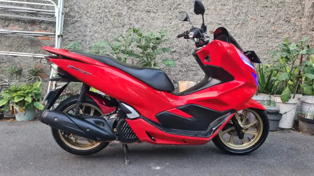 Honda pcx cbs 2018 merahh