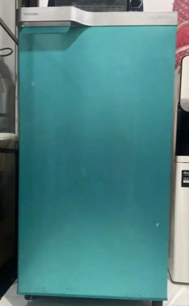 Kulkas toshiba glacio 1 pintu