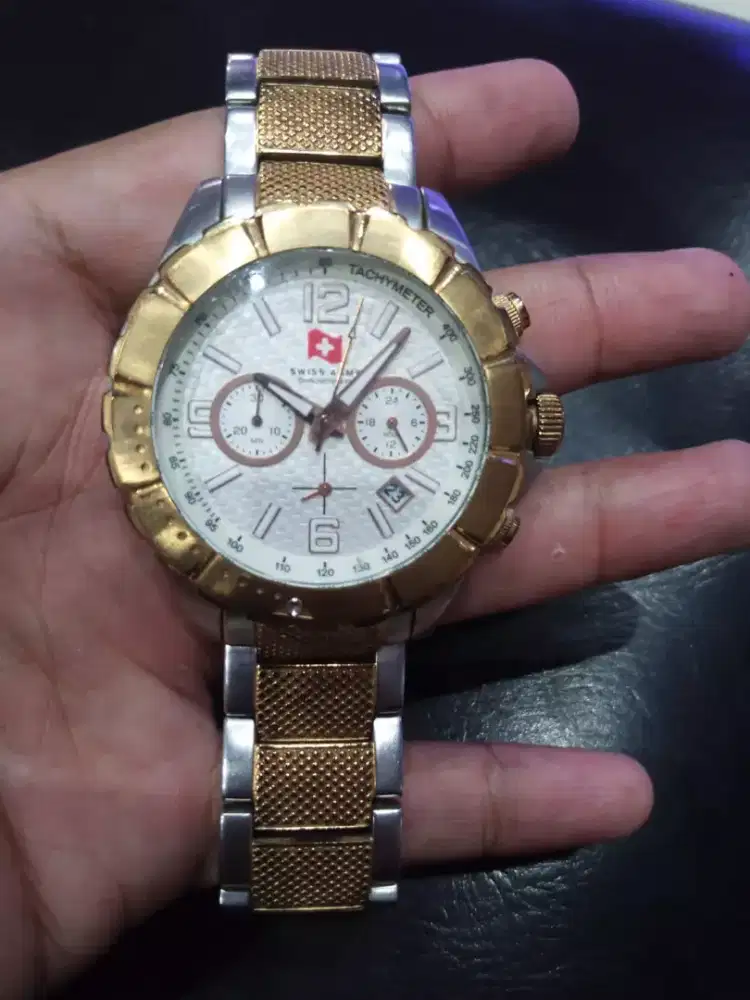 Jam Tangan Swiss Army