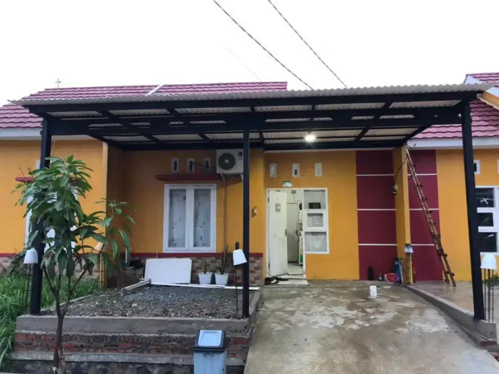 Kanopi baja ringan