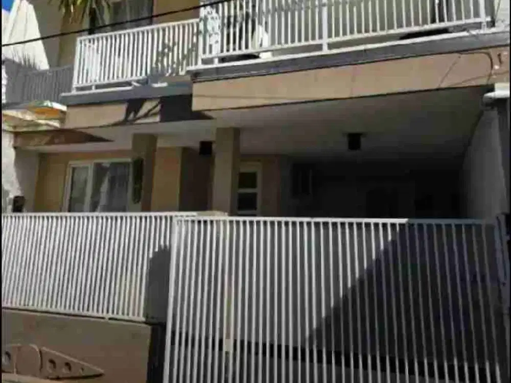 DIJUAL RUMAH TAMAN PONDOK INDAH SIAP HUNI
