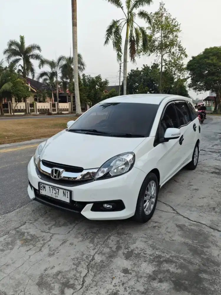 Mobilio E matic 2014