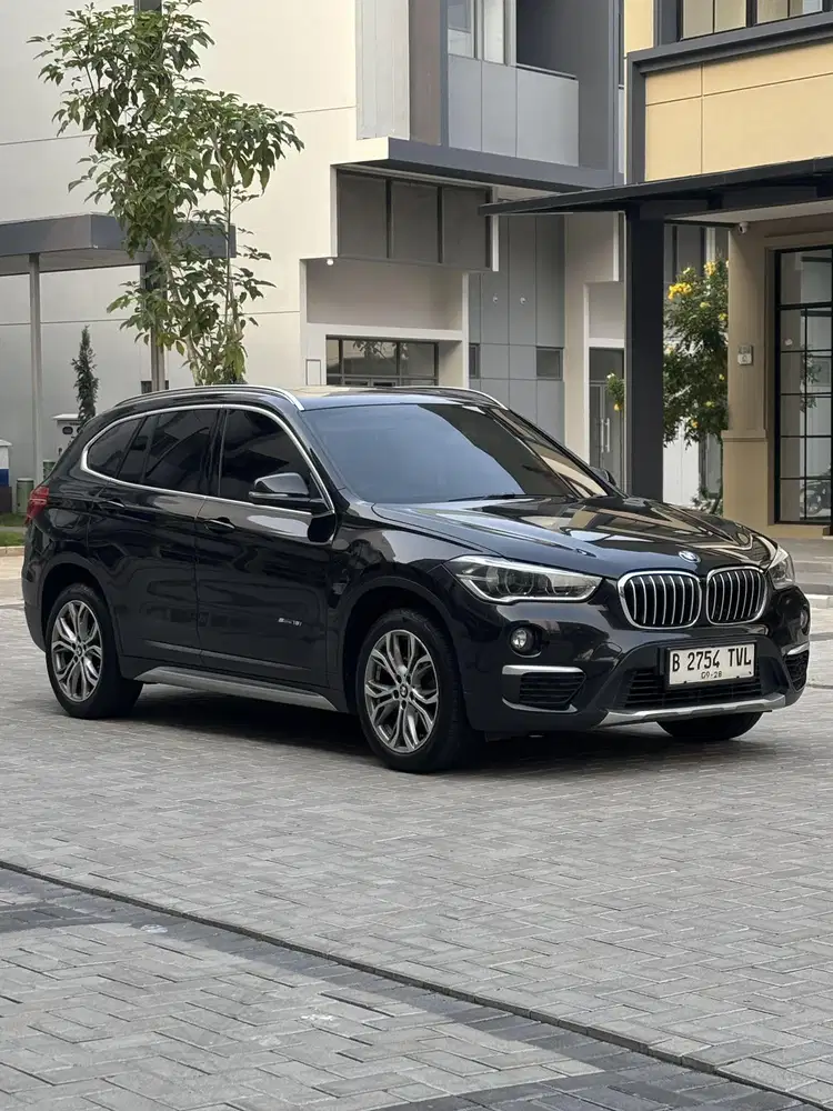 BMW X1 1.8 sDrive Xline 2017 Hitam
