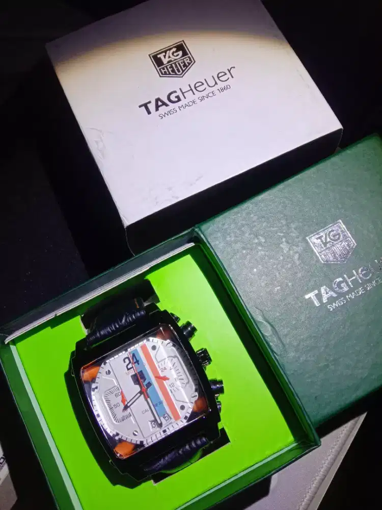 jam tangan kulit sporty TH