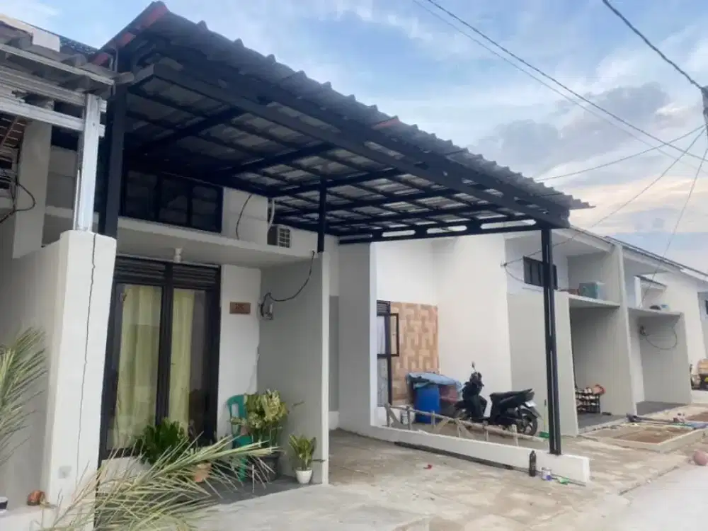 Kanopi baja ringan