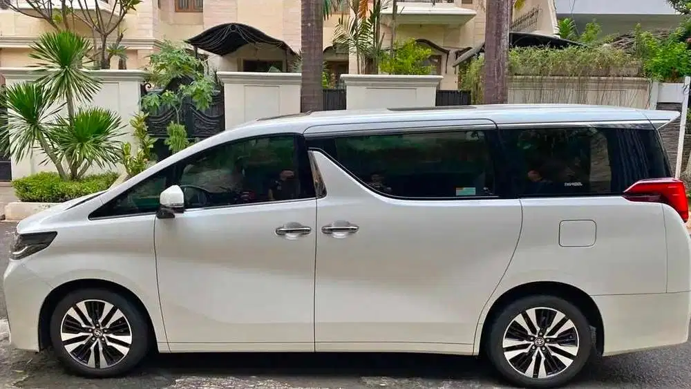 Toyota Alphard 2021 Bensin