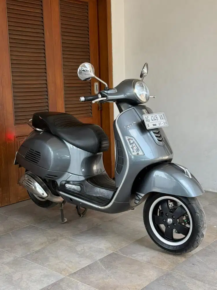 Vespa GTS 150 2014 Plat AG nganjuk tangan pertama