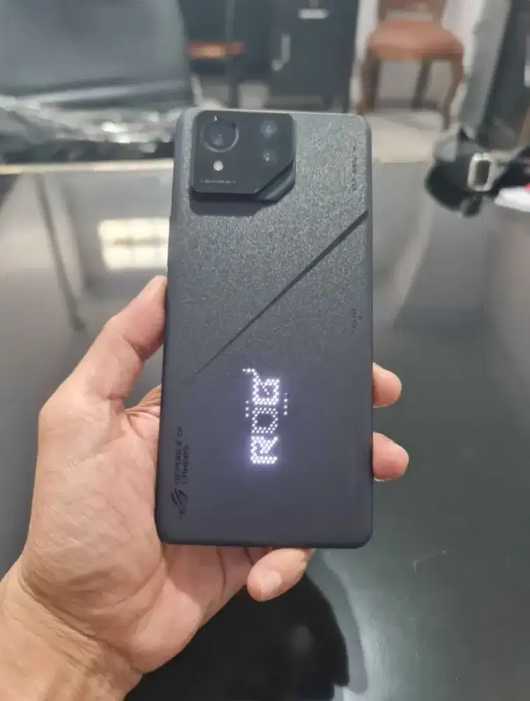 ASUS ROG 8 PHONE PRO RAM24/1TB LIKE NEW